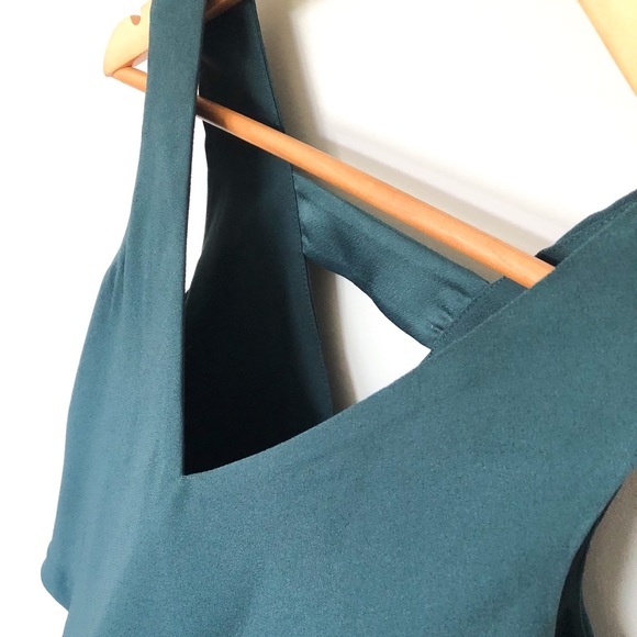 Banana Republic Petite Top - Picture 2 of 3